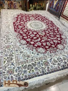 تصویر فرش نائین اصل با طراحی خاص - قالیشویی حریرتهران
